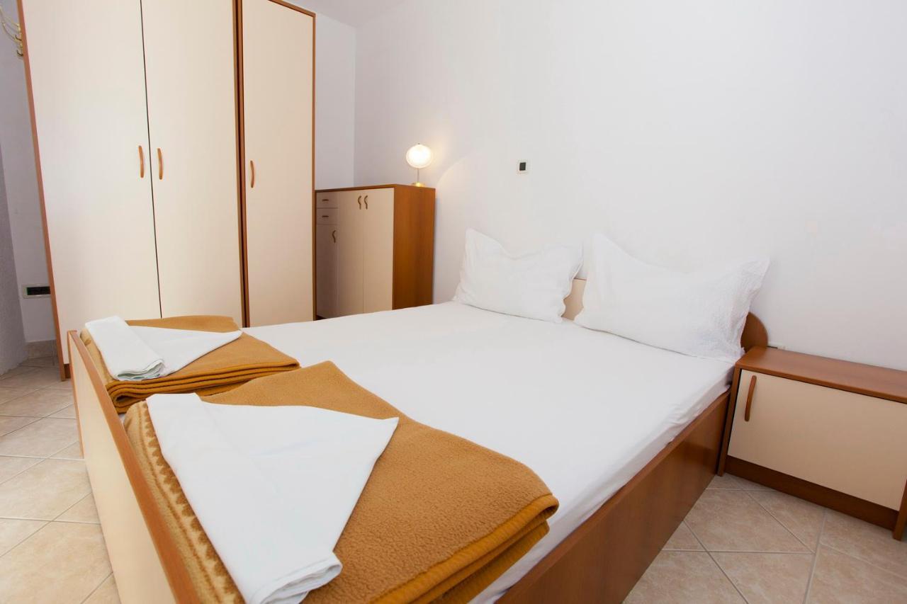 Apartments Marinko プロマイナ エクステリア 写真
