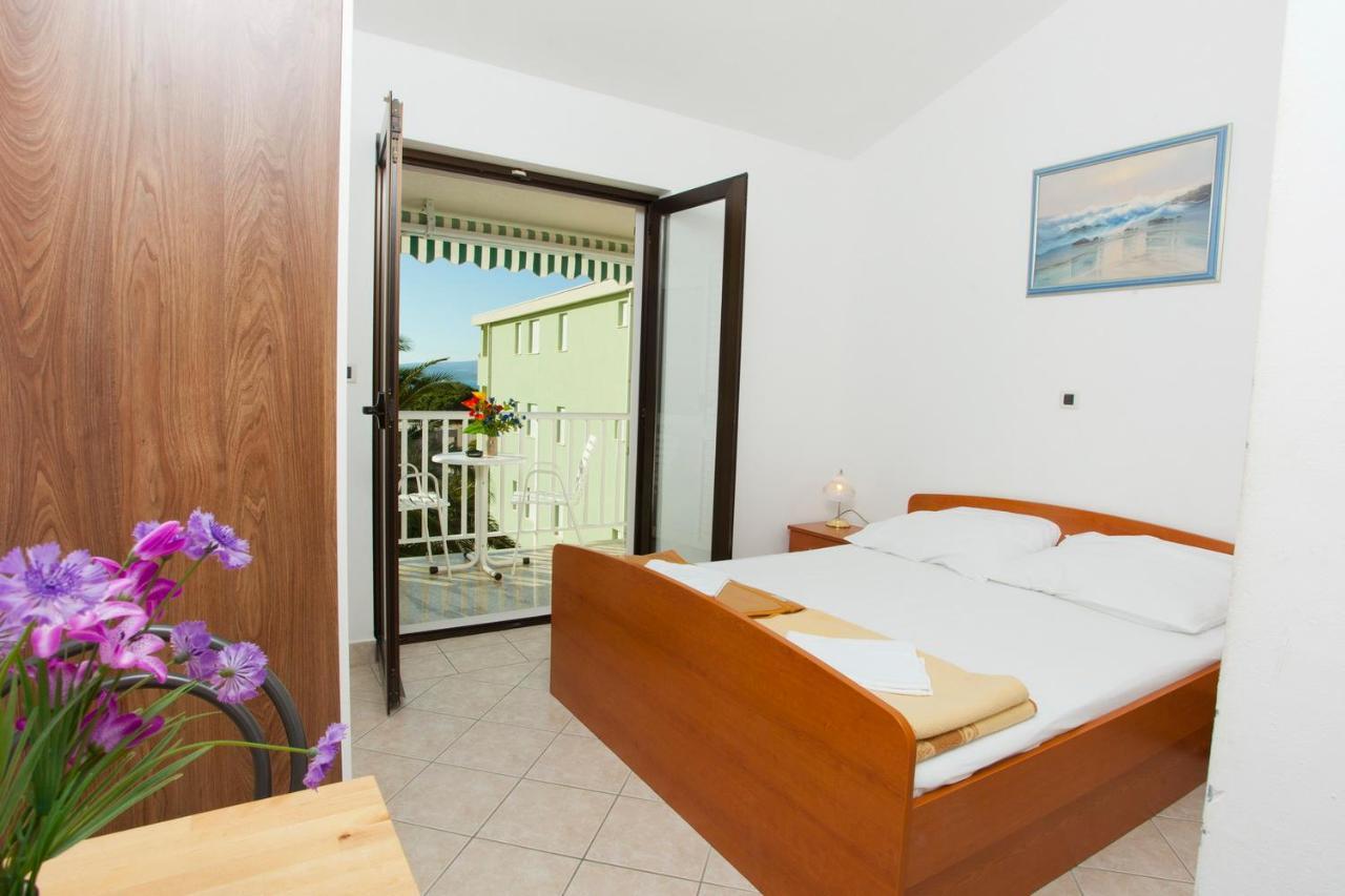 Apartments Marinko プロマイナ 部屋 写真